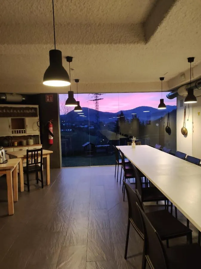 Hostel Abaraxka Hostel: Green Urola Trail to Beach and Mountain Nature Azcoitia Spain